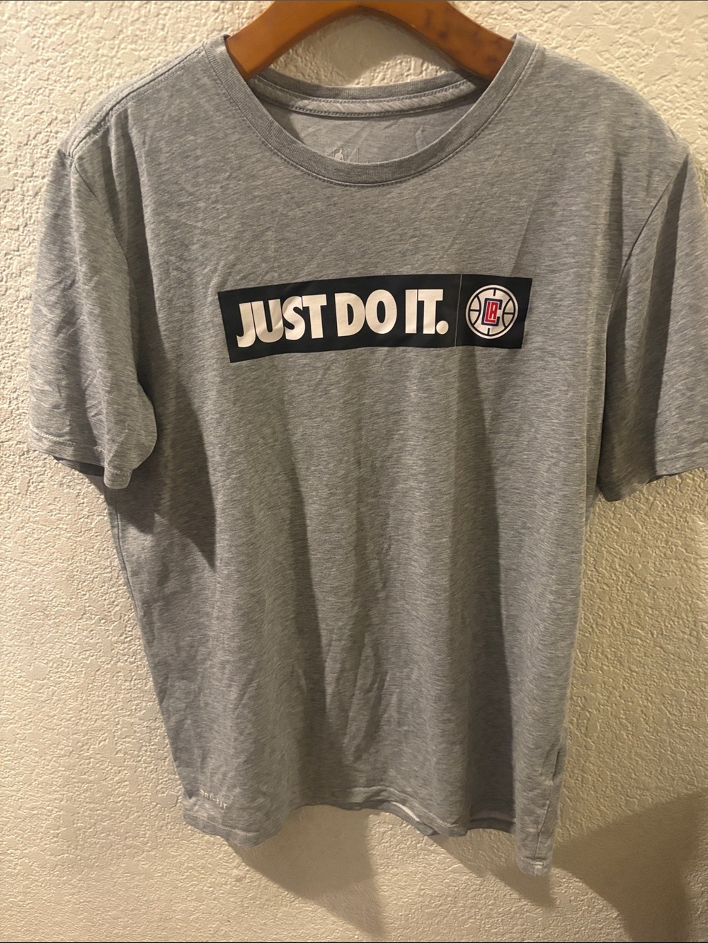 Nike Gray 'Just Do It.' Los Angeles Clippers Logo Tee